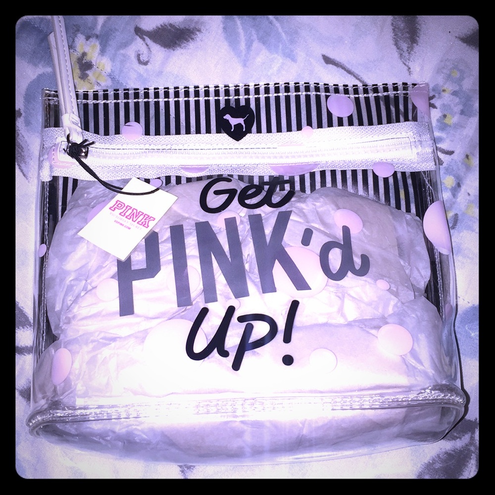 Pink makeup bag 💕🌸